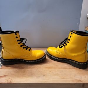 Dr Martens Yellow AirWair Ladies size 7